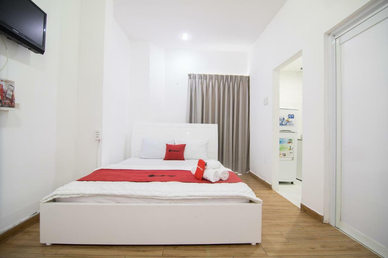 Reddoorz Plus Near Tan Dinh Market Ho Chi Minh City Exterior photo
